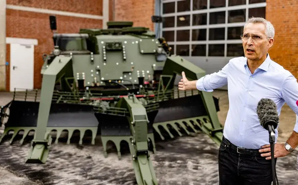 Fossil-Free Military